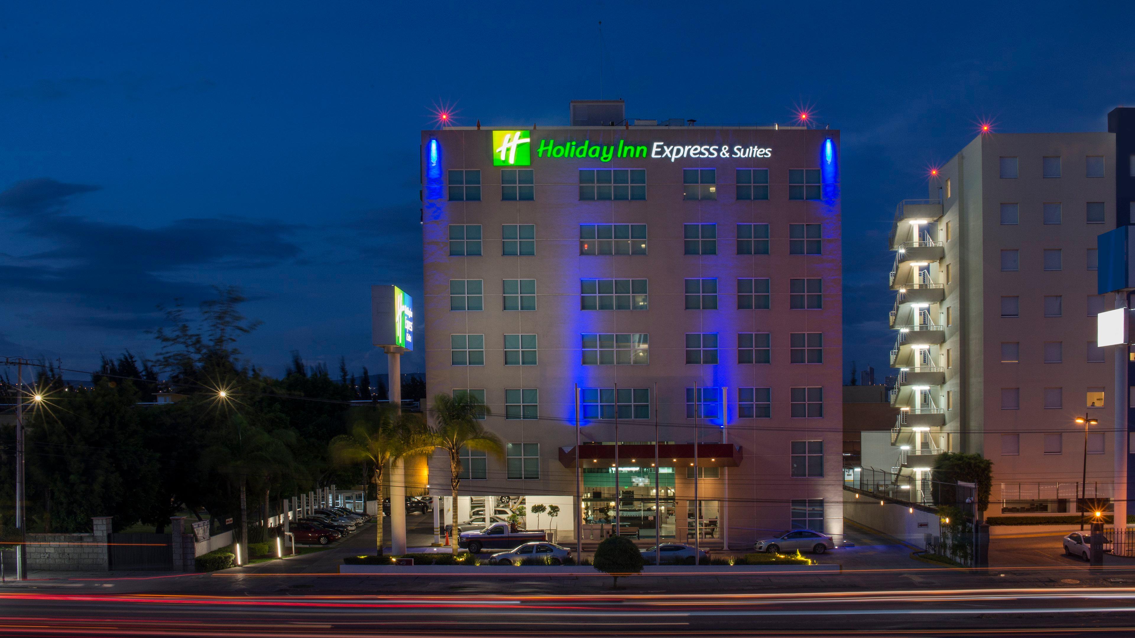Holiday Inn Express & Suites Queretaro By Ihg Luaran gambar